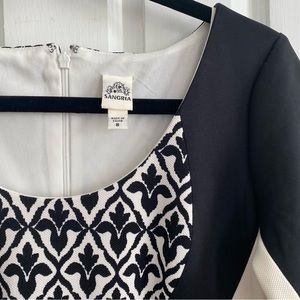 Sangria Fitted Black and White Dress - size 8